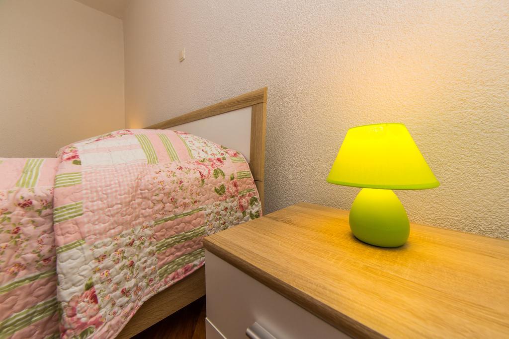 Apartment Drazena Трогир Экстерьер фото