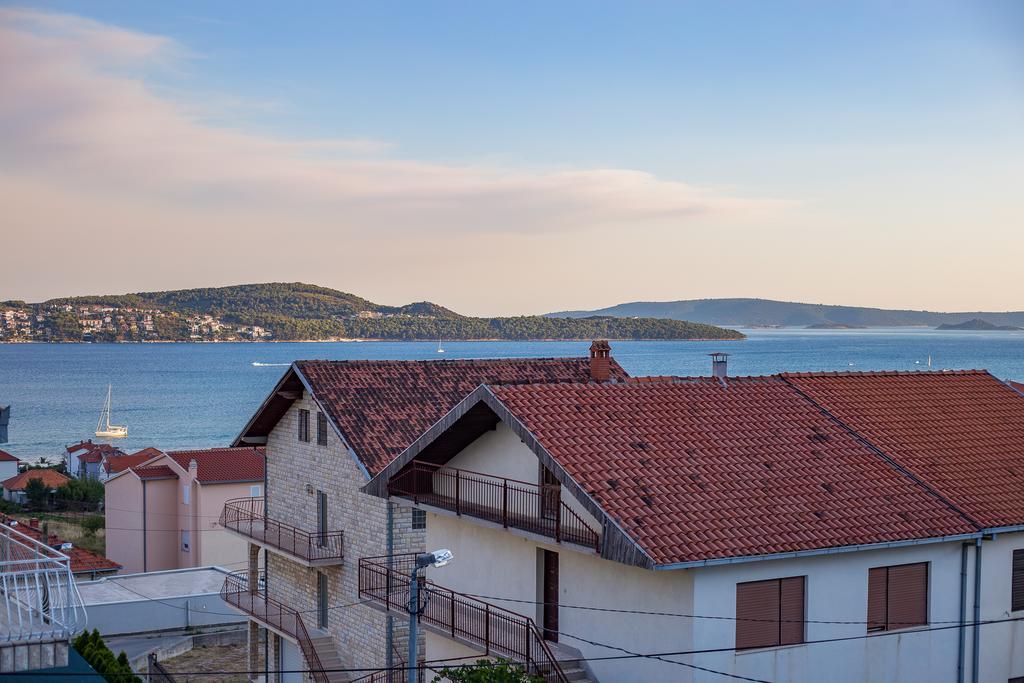 Apartment Drazena Трогир Экстерьер фото