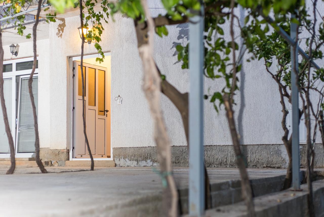 Apartment Drazena Трогир Экстерьер фото